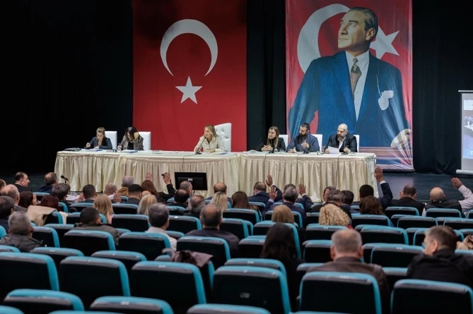 Konak Belediye Meclisi Kredi Talebiyle Olağanüstü Toplanacak