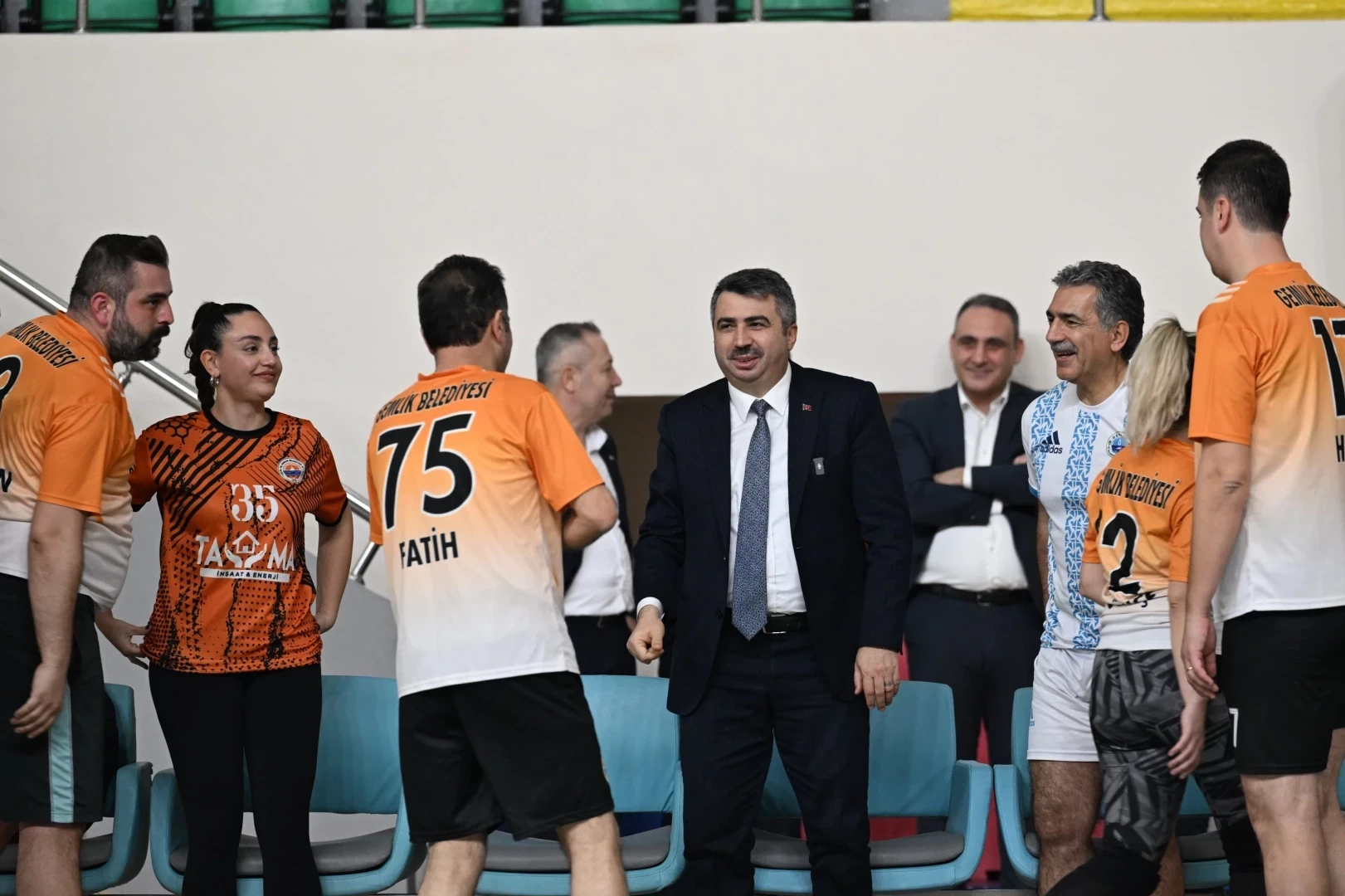 Başkan Yılmaz Belediyeler Arası Voleybol Dostluk Turnuvası