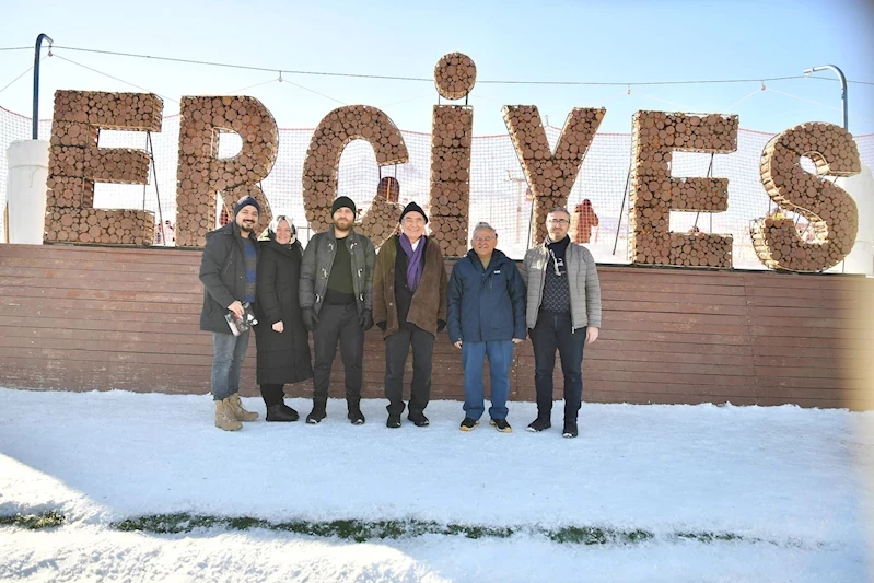 Başkan Büyükkılıç ve Prof. Dr. Tarhan’dan, Erciyes Kayak Merkezi’ne Ziyaret