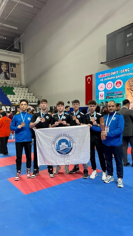 Ortahisar Belediyesi Karate Takımı, Ankara’dan 5 bronz madalyayla döndü