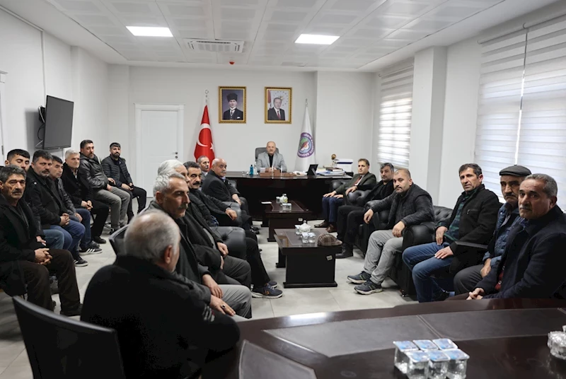 Kooperatif Başkanları, Şoförler Cemiyeti Başkanı ve vatandaşlarımızdan Eş Başkanımıza ziyaret.