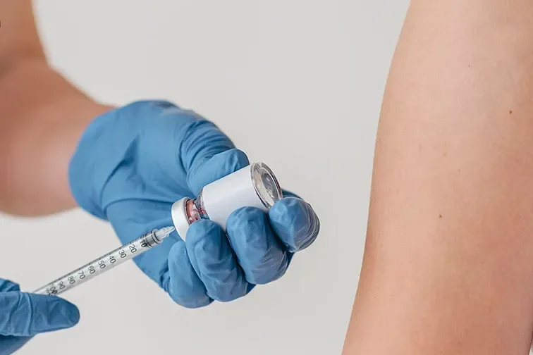 Soğuyan hava kalbin yükünü artırıyor! Kalp hastaları her sonbahar grip aşısı olmalı