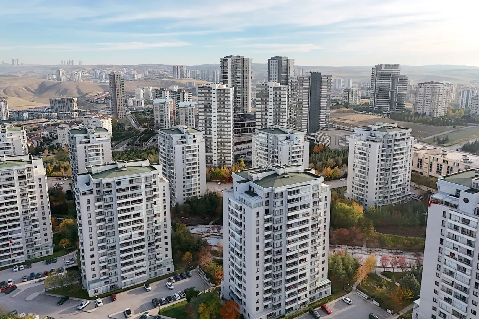 Konut var, alan yok!