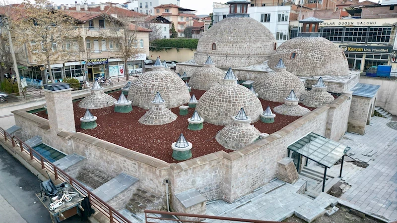 800 YILLIK TARİHİ HAMAM, 100 YILIN ARDINDAN RESTORASYON SONRASI KAPILARINI AÇIYOR