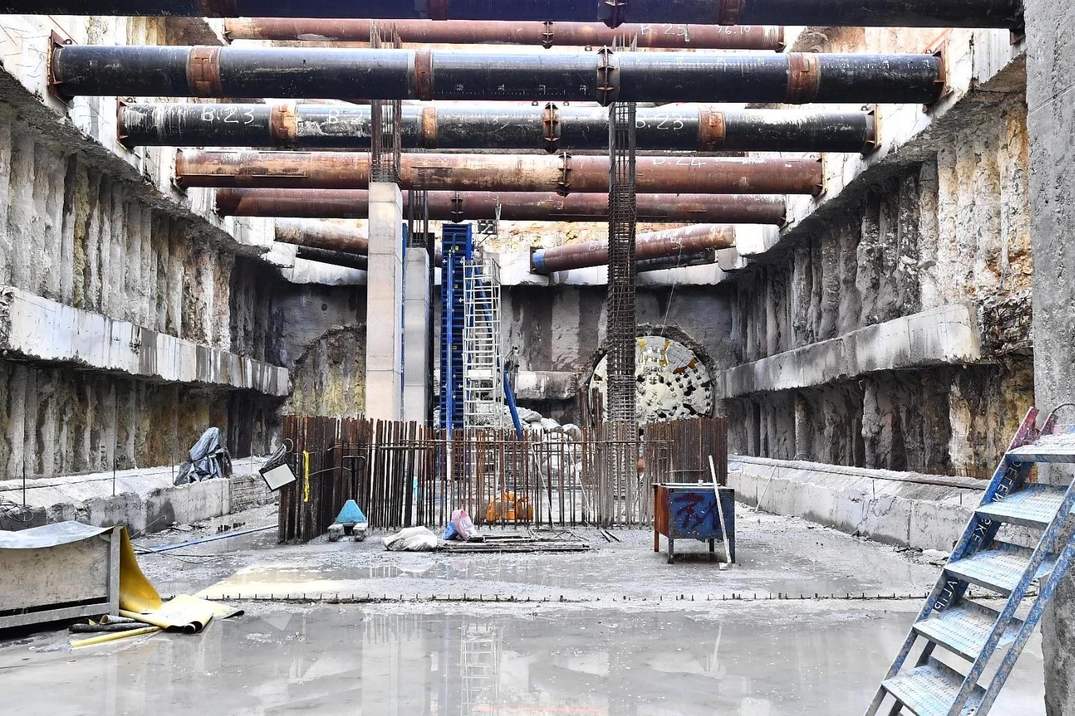 İzmir Buca Metrosu’nda yeni ışık göründü