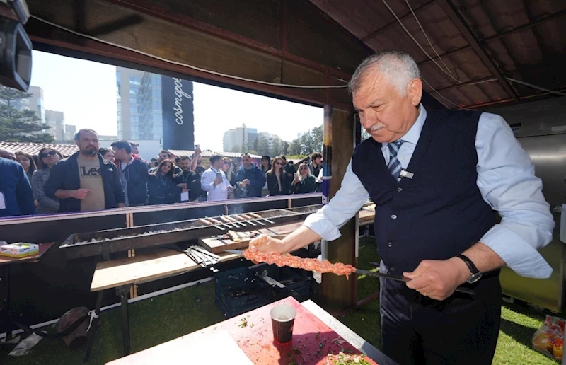 Adana, UNESCO Yaratıcı Şehirler Ağı’na Gastronomi Alanında Aday Şehir Oldu ve Dosya Paris’te Oylanacak