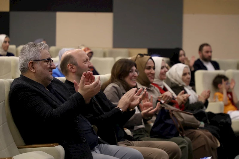 “Mevlana’nın sözleri her insanın kalbine dokunur”