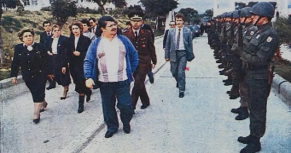 DEVLETİ BÜYÜTMEK İSTERKEN DAĞITAN BİR MODEL Mİ BIRAKTI  TURGUT ÖZAL