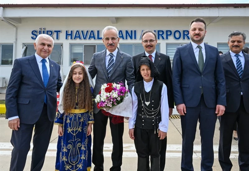 SİİRT-KURTALAN YOLU UALAŞTIRMA BAKANIMIZ SAYIN ABDULKADİR URALOĞLU’NUN KATILIMI TÖRENLE HİZMETE AÇILDI