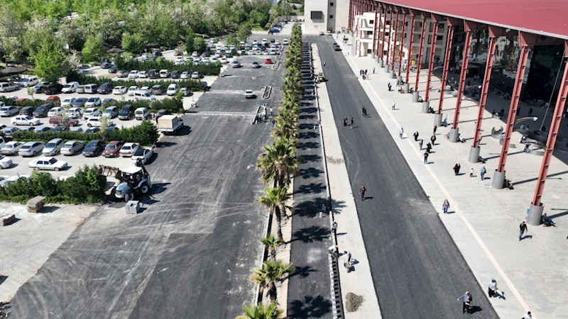 Büyükşehir, Üniversite Hastanesindeki Ulaşım Yatırımını Etaplar Halinde Sürdürüyor