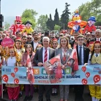 Bursa Büyükşehir’den 23 Nisan’a coşkulu kutlama
