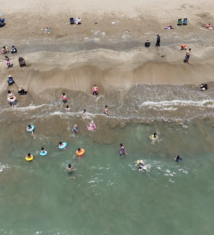 ŞEHİTKAMİL’DEN ÖĞRENCİLERE DENİZ TATİLİ