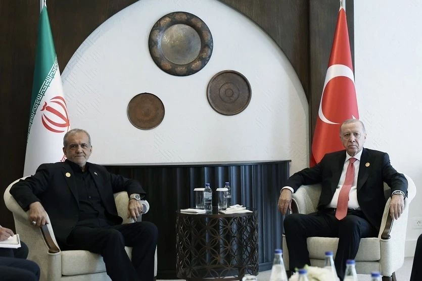 Erdoğan, İranlı mevkidaşı ile Azerbaycan’da görüştü