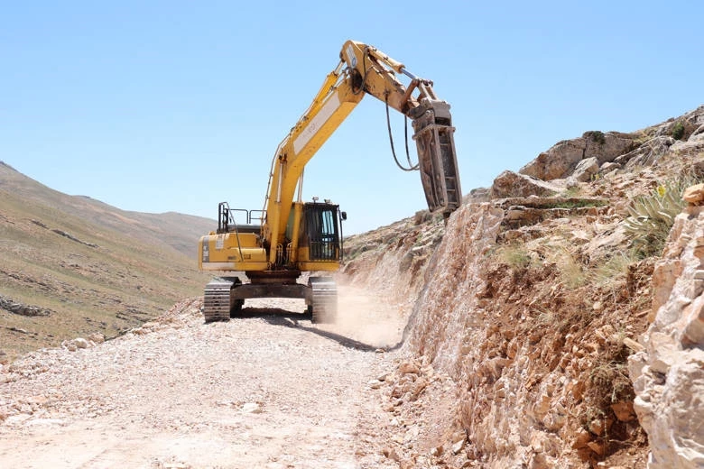 Büyükşehir yaylalarda yeni yollar açıyor