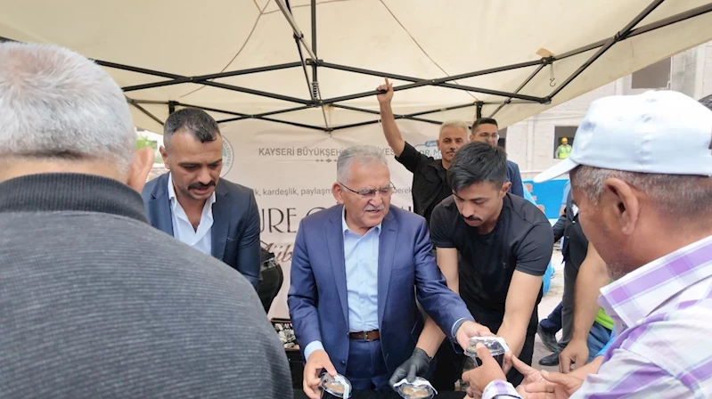 Büyükşehir’den Kayserililere 5 Bin Kişilik Aşure İkramı