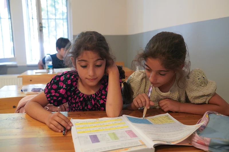 ÖĞRENCİLERİN EN BÜYÜK DESTEĞİ: BAHRİYE ÜÇOK EĞİTİM VE GELİŞİM MERKEZİ