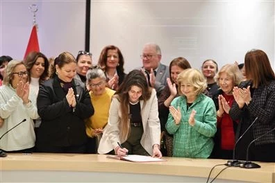 Başkan Denizli, CEMR Belgesini imzaladı