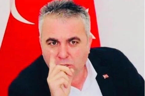 İsmail Kaya: “Milletin iradesini yok sayarak parti değiştirmek, seçmene en ağır hakarettir”