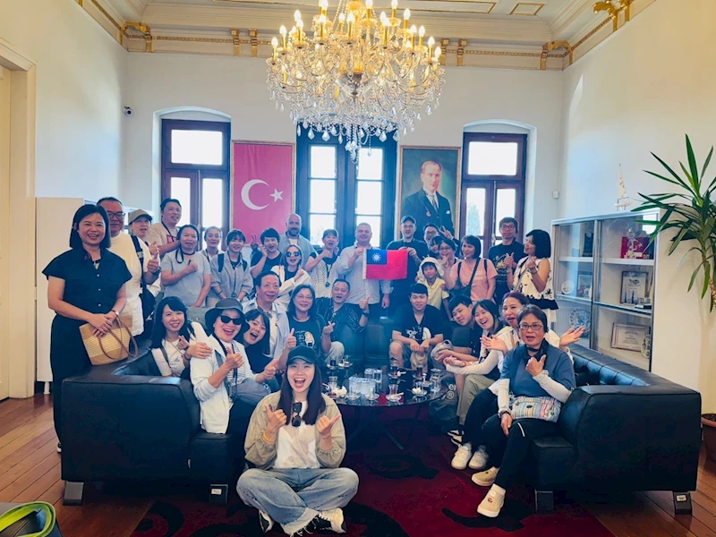 Tayvanlı Turist Kafilesinden Belediyeye Ziyaret